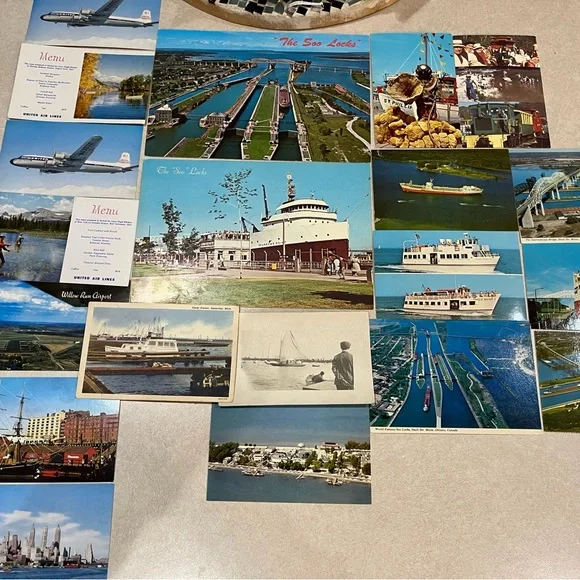 Vintage Postcard Collection - Picture 8 of 9